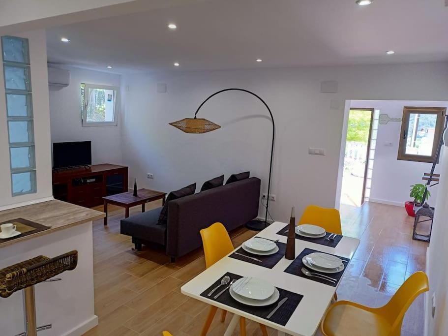 Villa Falconera Apartaments, Gandia A Las Faldas De La Montana Exterior photo